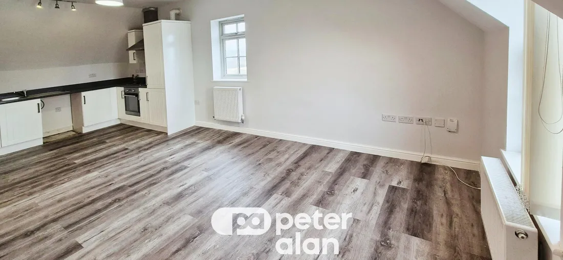 Flat Ffordd Coed Darcy in Llandarcy