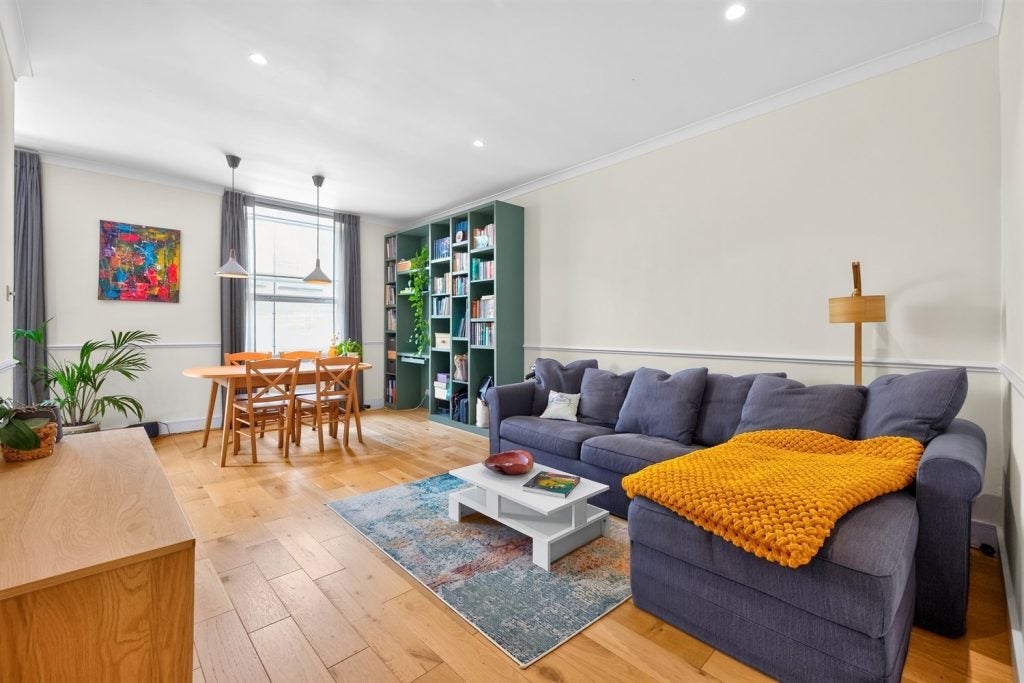 Flat Harcourt Terrace in Greater London