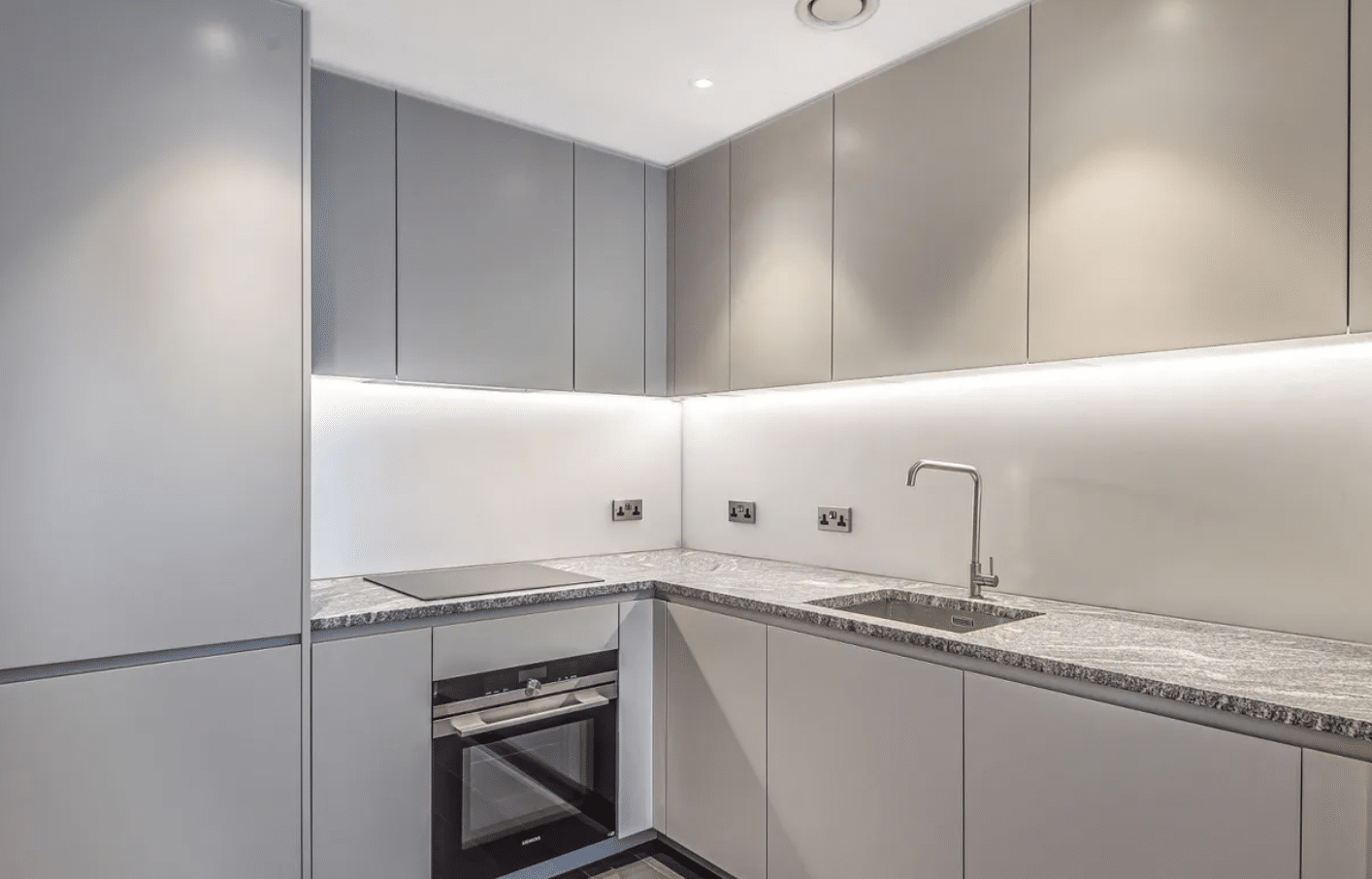 House Cutter Lane in Greater London