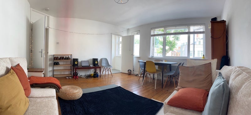 Room Homestall Road in Greater London