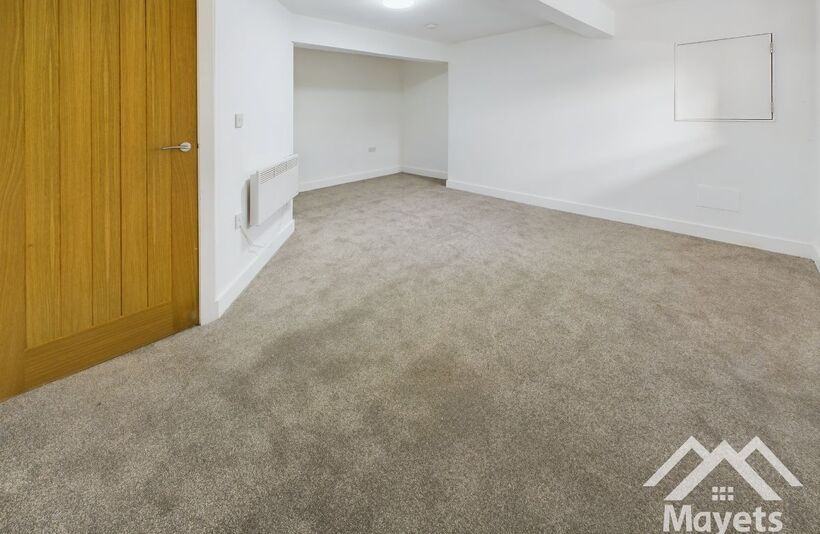 Flat Preston New Road in Blackburn
