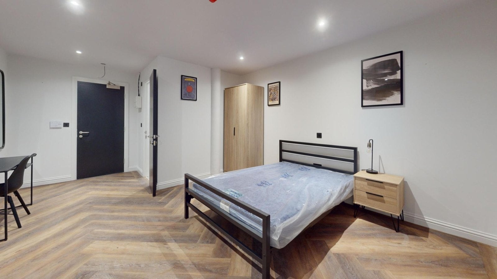 Room Thurloe Street in Manchester