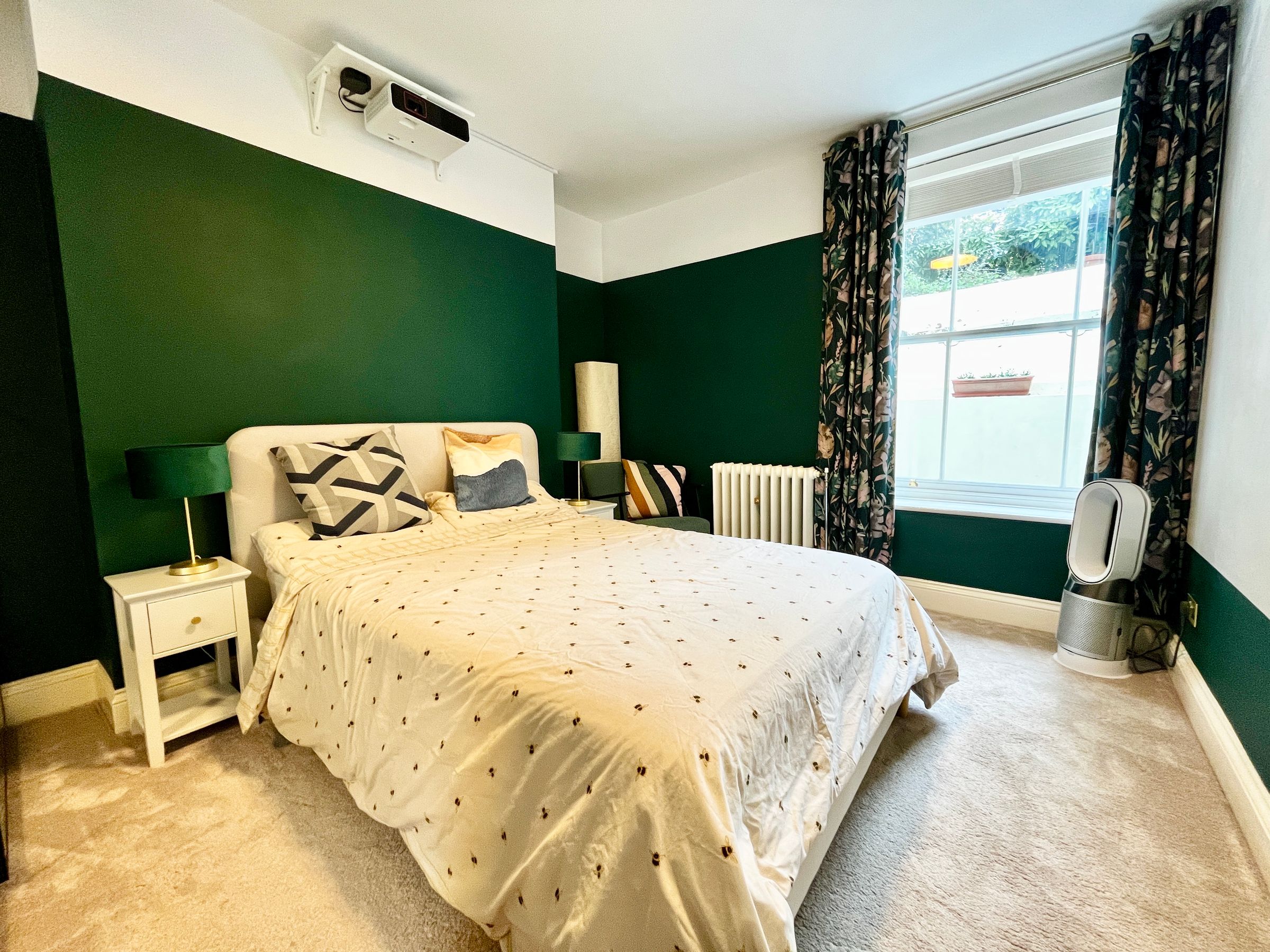 Flat Sydenham Hill in Bristol