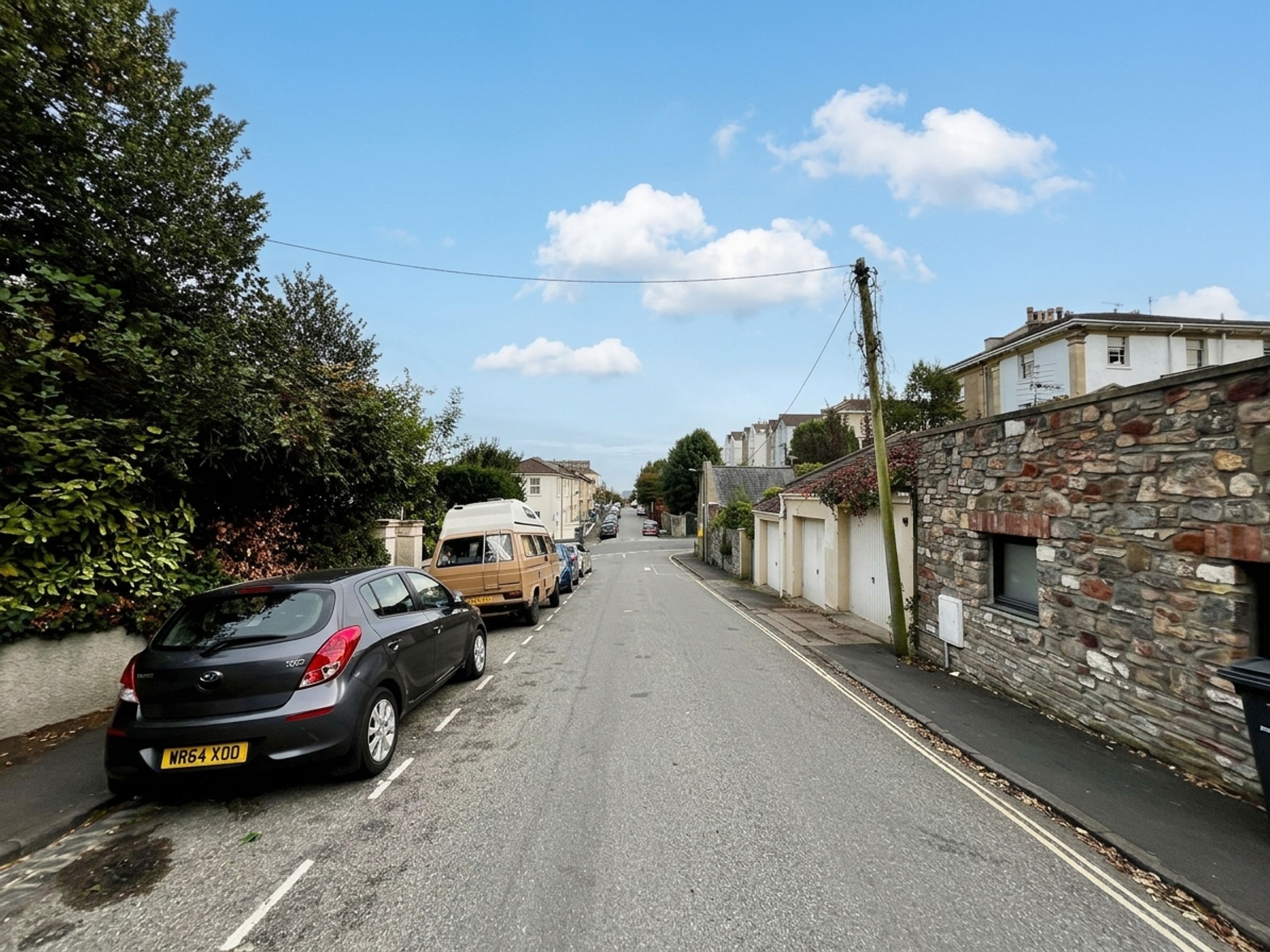 Flat Sydenham Hill in Bristol