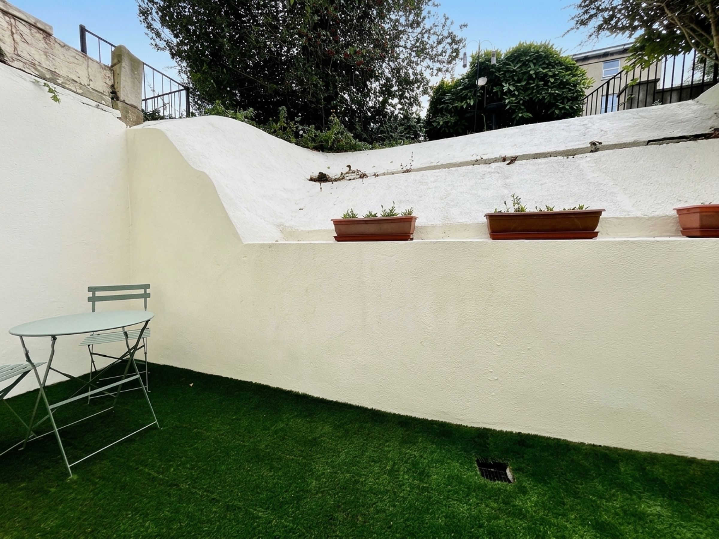 Flat Sydenham Hill in Bristol