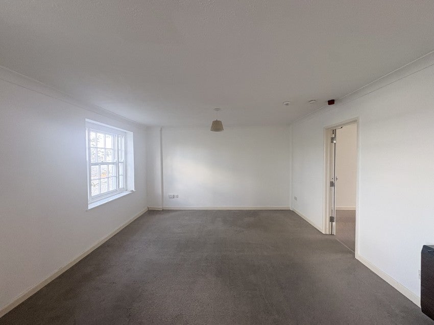 Flat Harbour Terrace in Falmouth