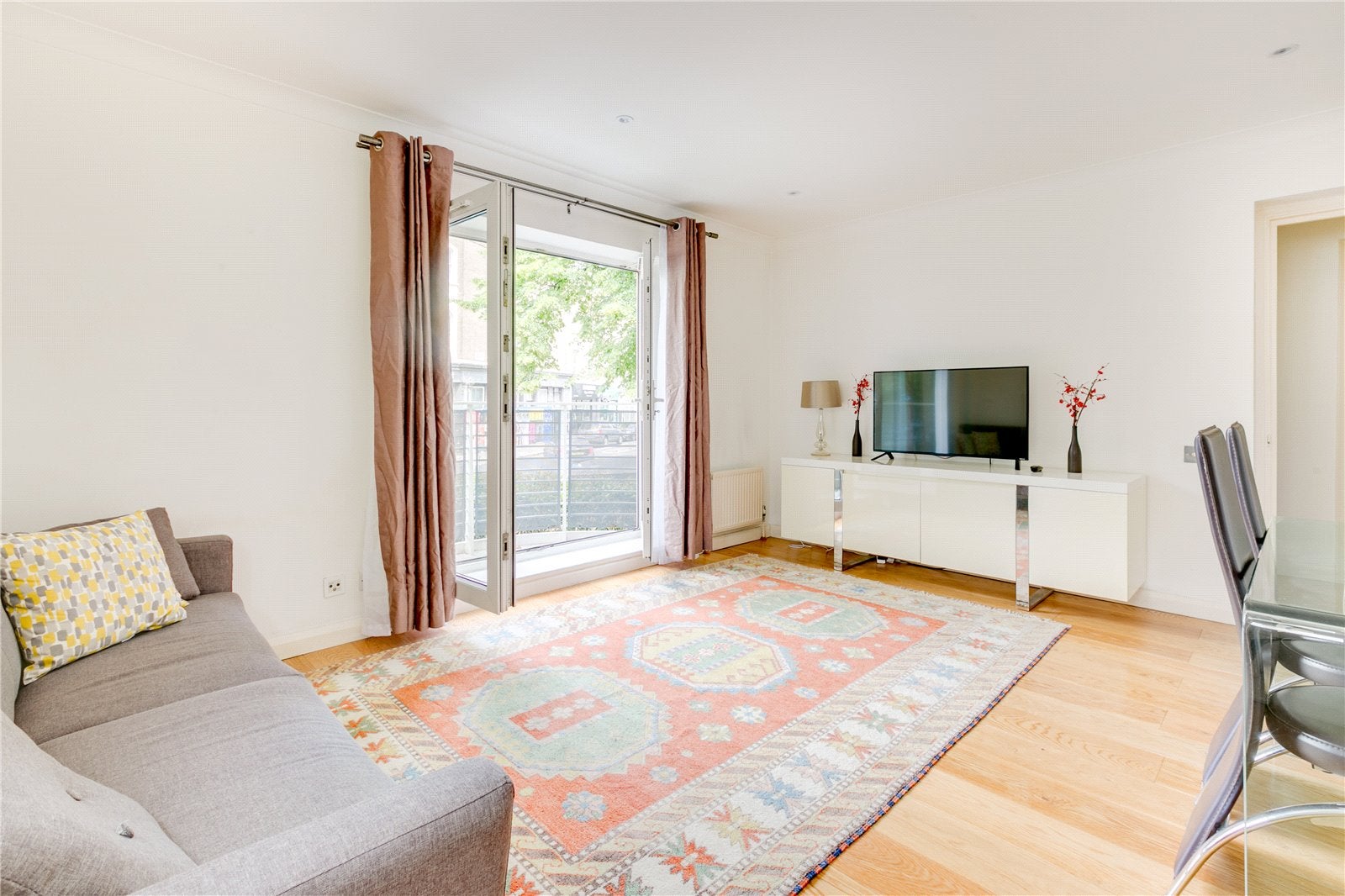 Flat Admiral Walk in City of Westminster