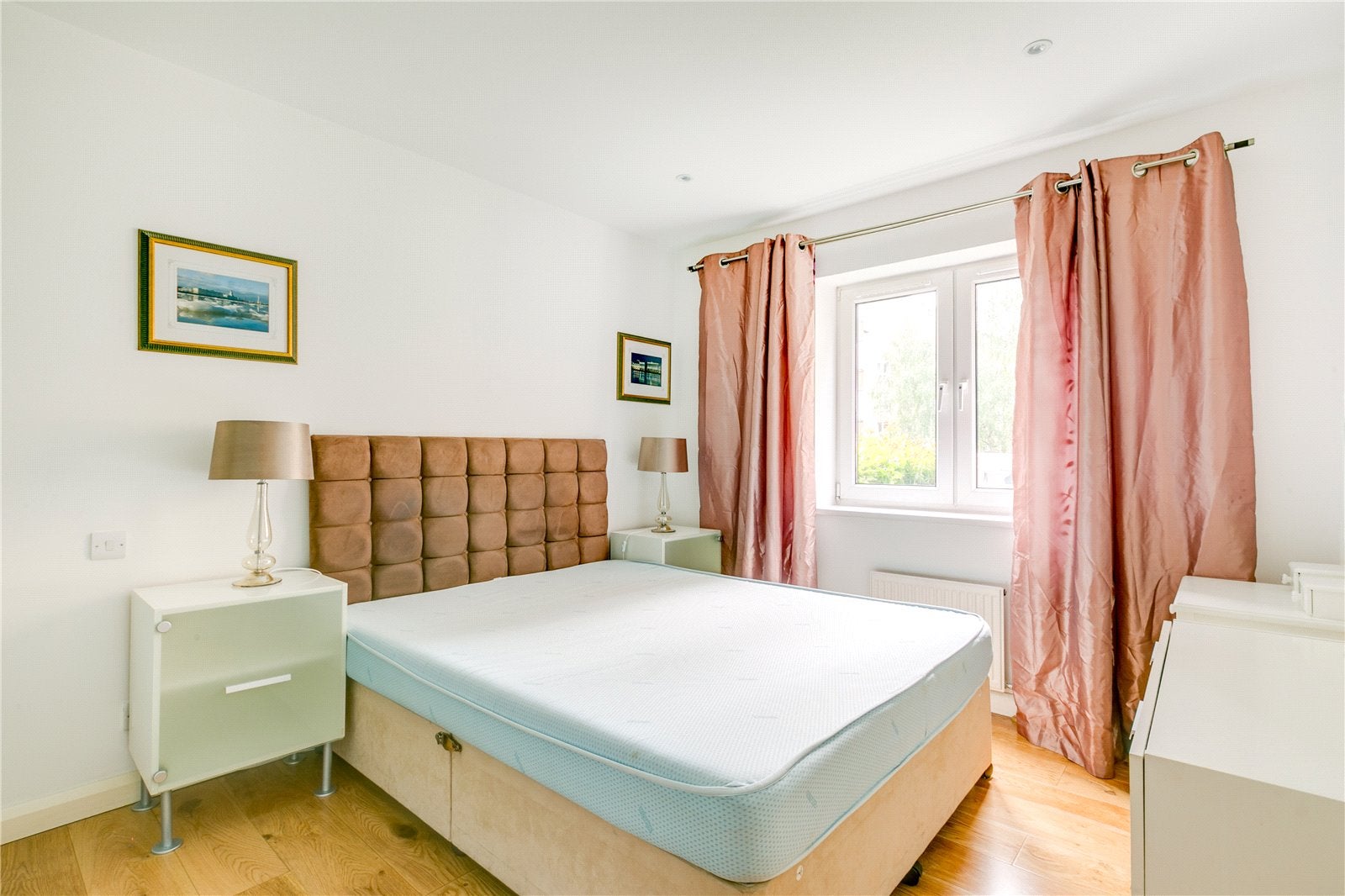 Flat Admiral Walk in City of Westminster