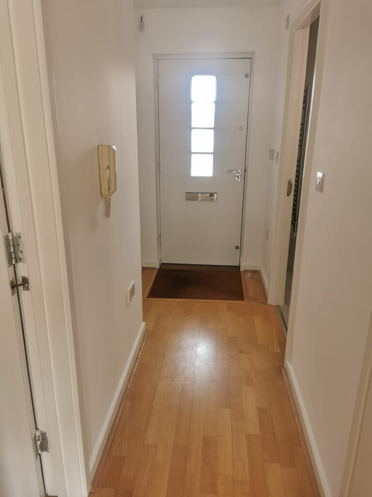 Flat Kennet Walk in Reading