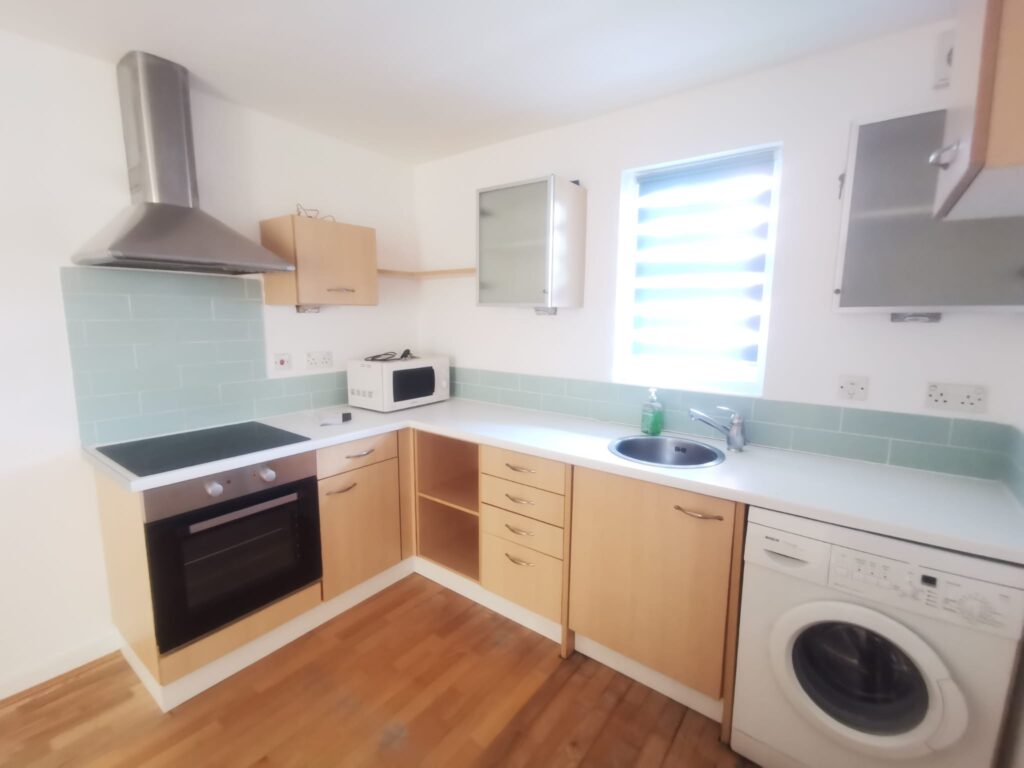 Flat Kennet Walk in Reading