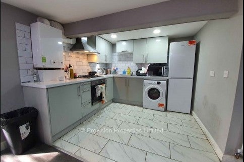 Flat Ash Grove in Leeds