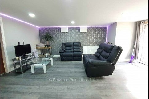 Flat Ash Grove in Leeds