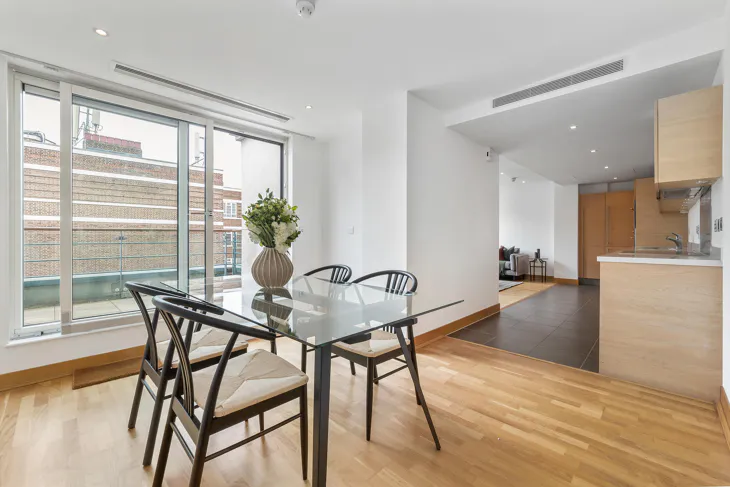 Flat Page Street in City of Westminster
