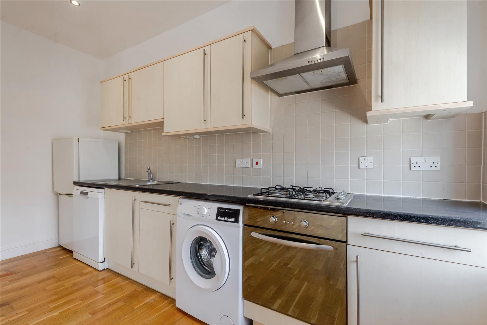 Flat Avery Hill Road in Greater London