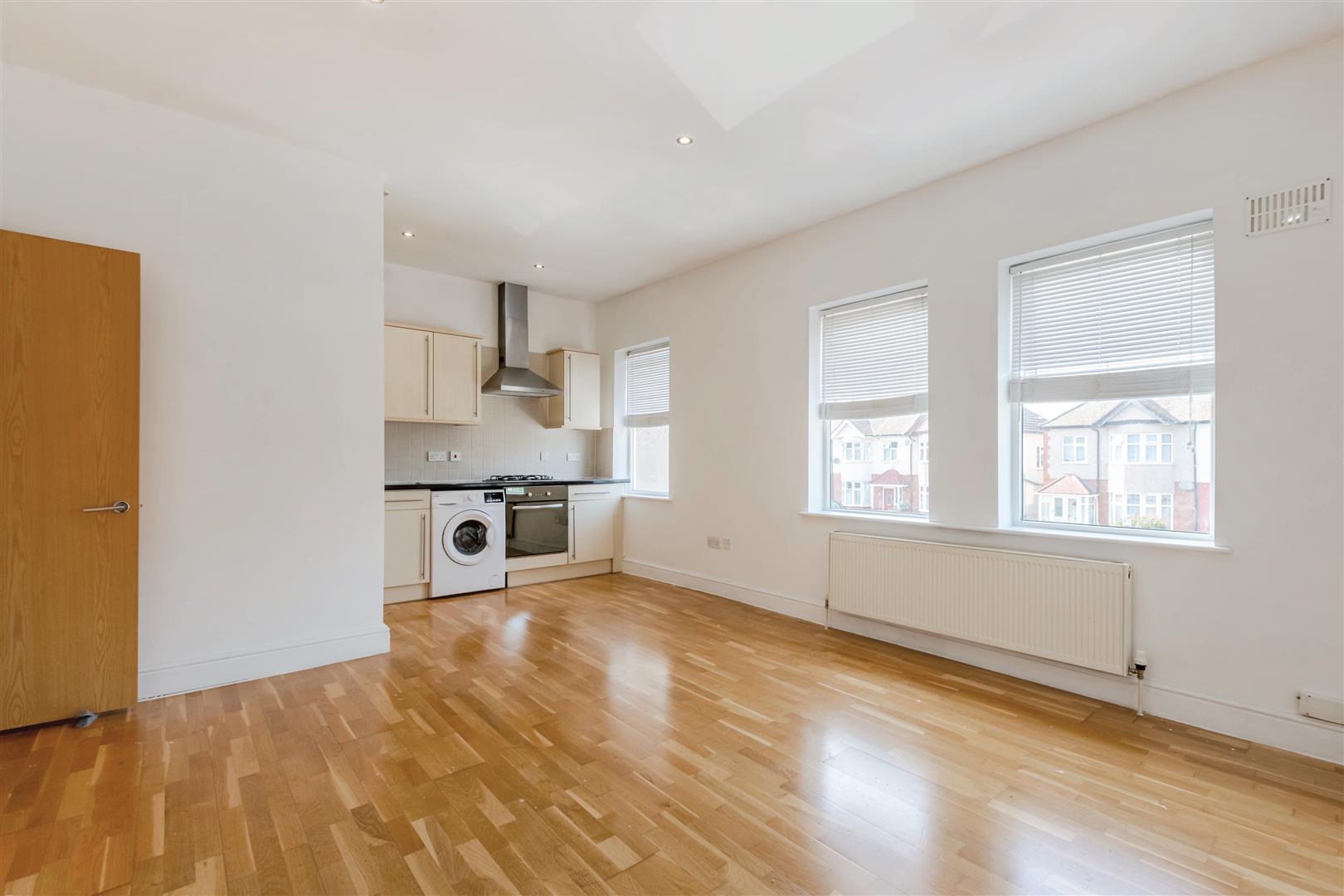 Flat Avery Hill Road in Greater London