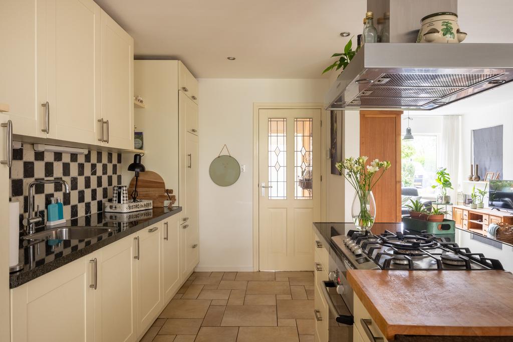 Tussenwoning te koop: Marijkestraat 12, Culemborg