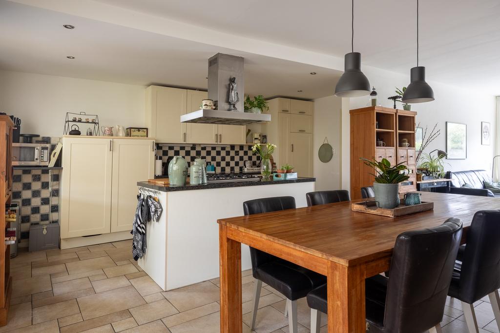 Tussenwoning te koop: Marijkestraat 12, Culemborg