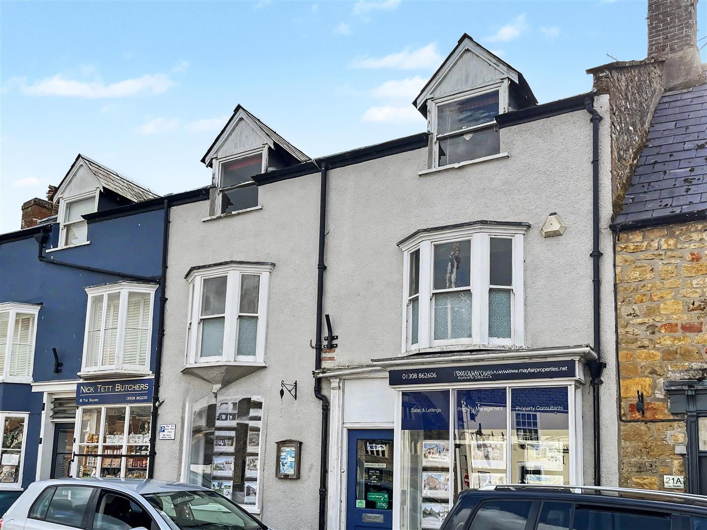 Flat The Square in Beaminster