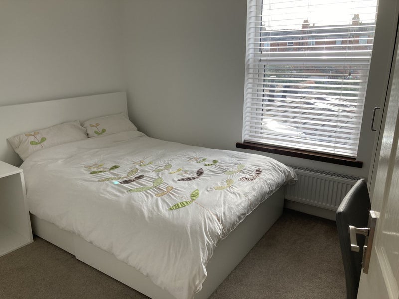 Room Westwood Road in Coventry