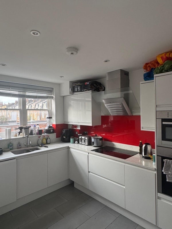 Flat Upper Street in Greater London