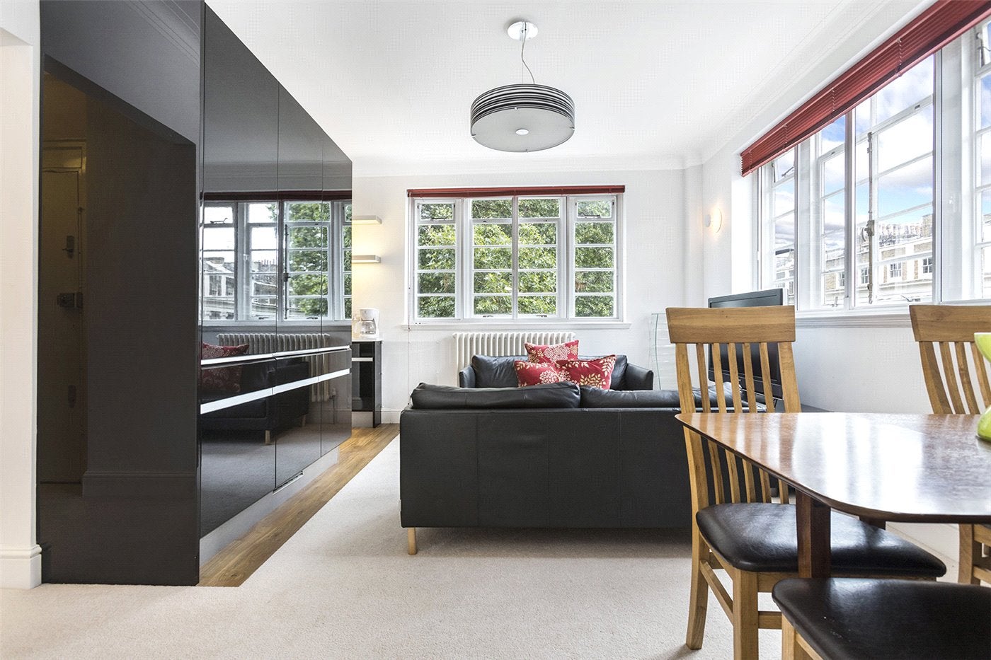 Flat Tavistock Square in Greater London