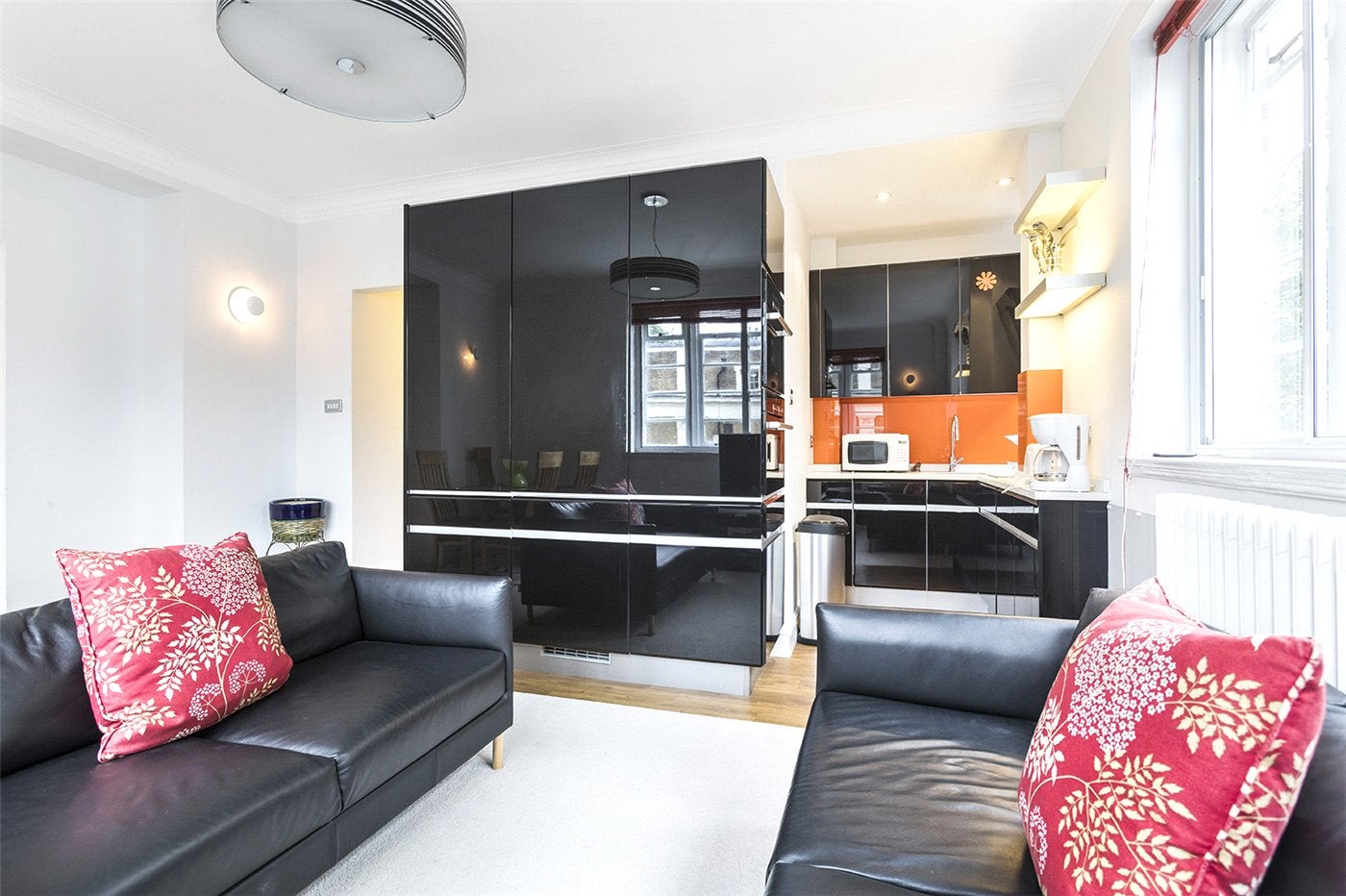 Flat Tavistock Square in Greater London