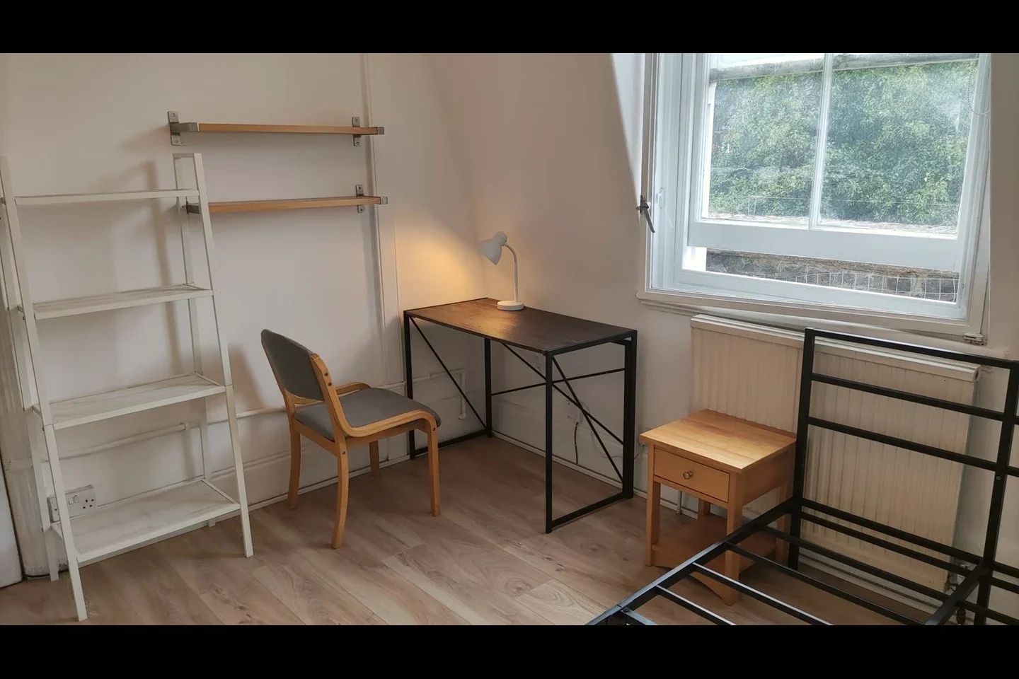 Flat Tavistock Place in Greater London