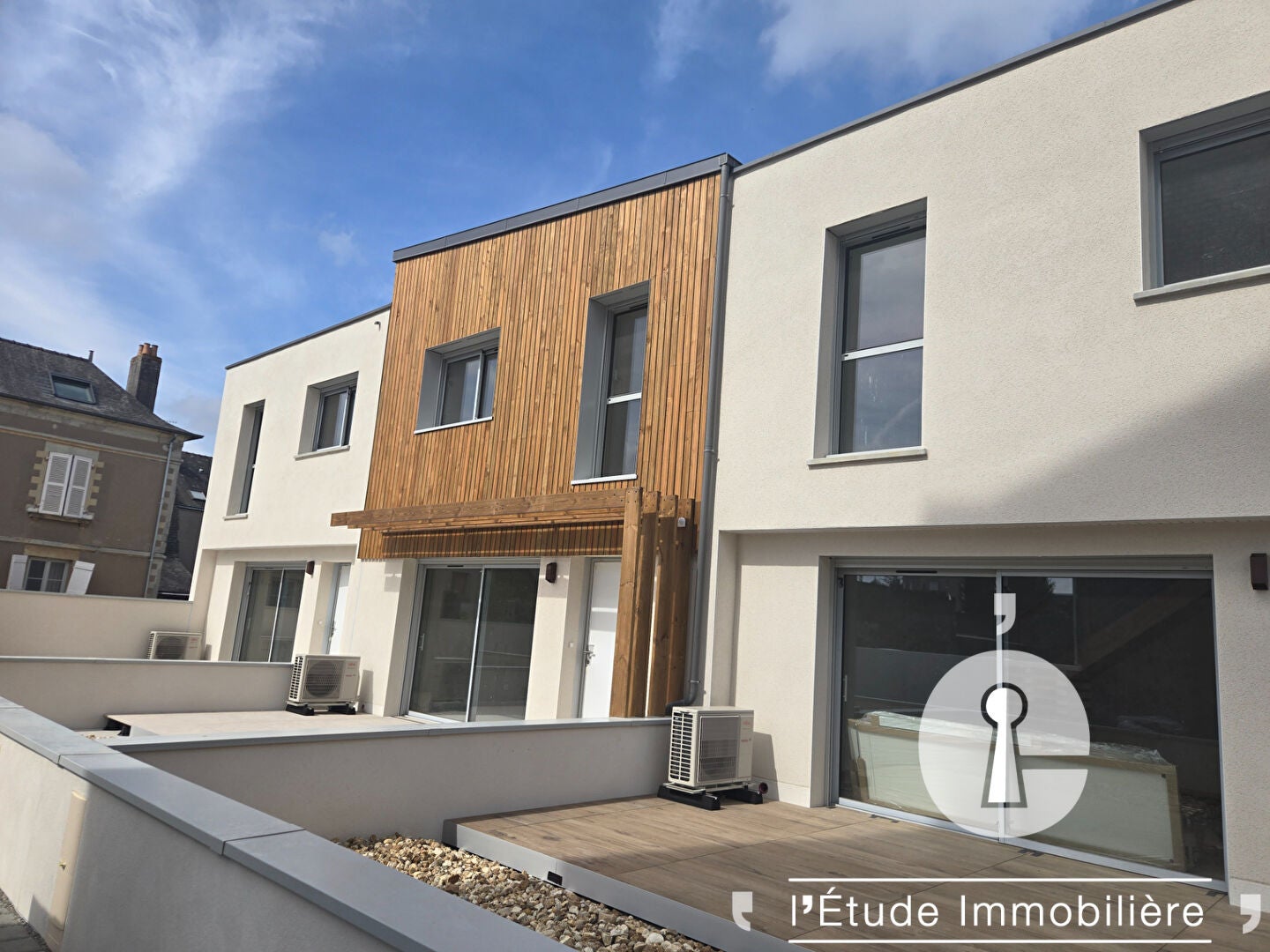 House Rue Pierre Teilhard de Chardin in Laval