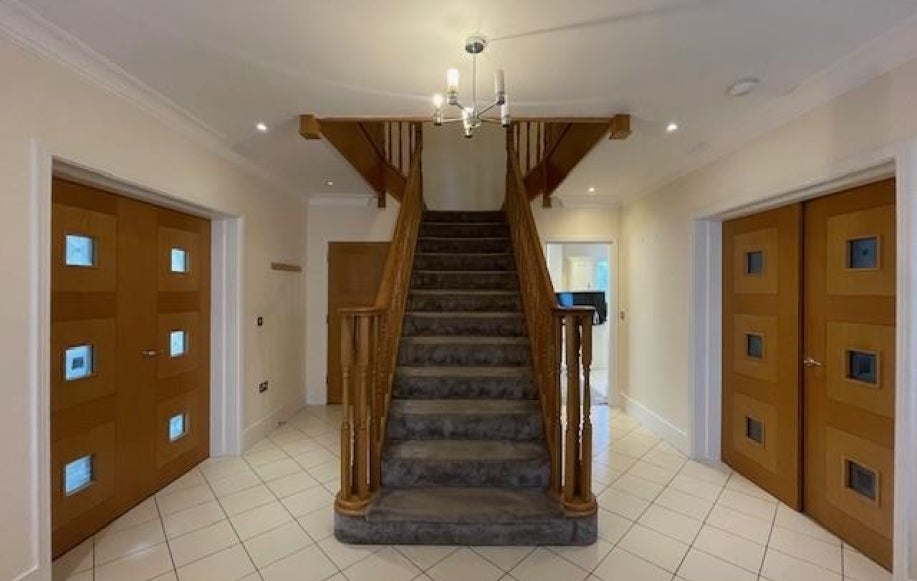 House Augustus Close in Greater London