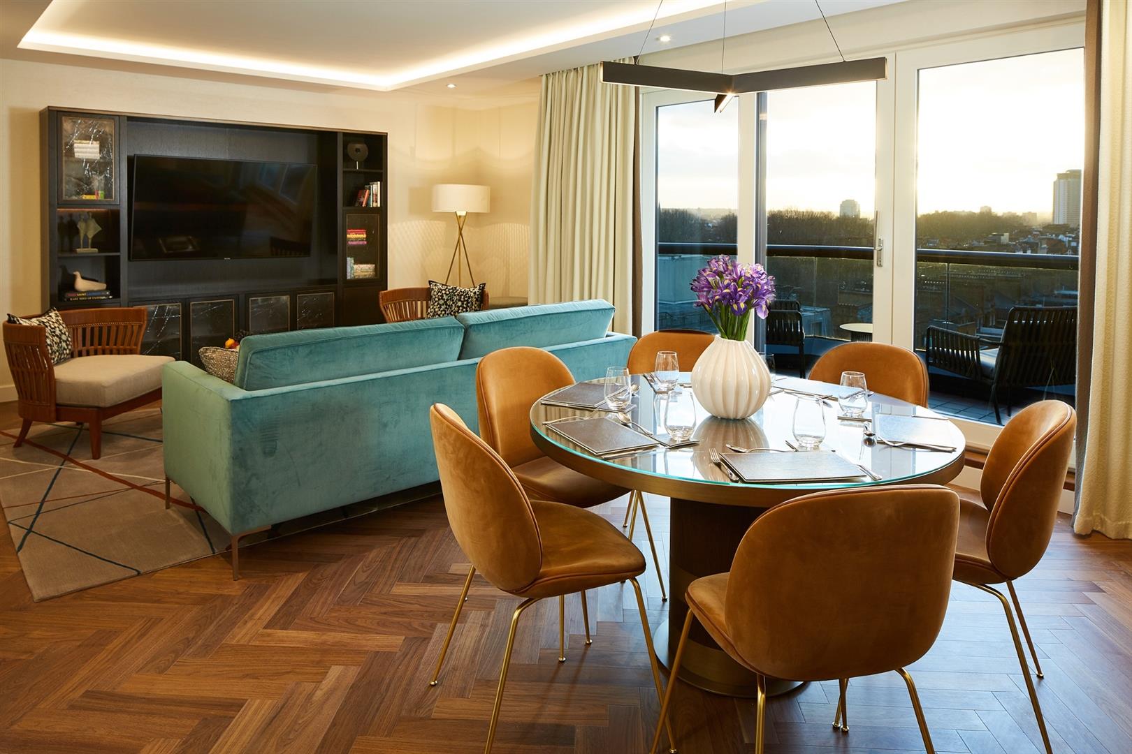 Flat Ashburn Place in Greater London