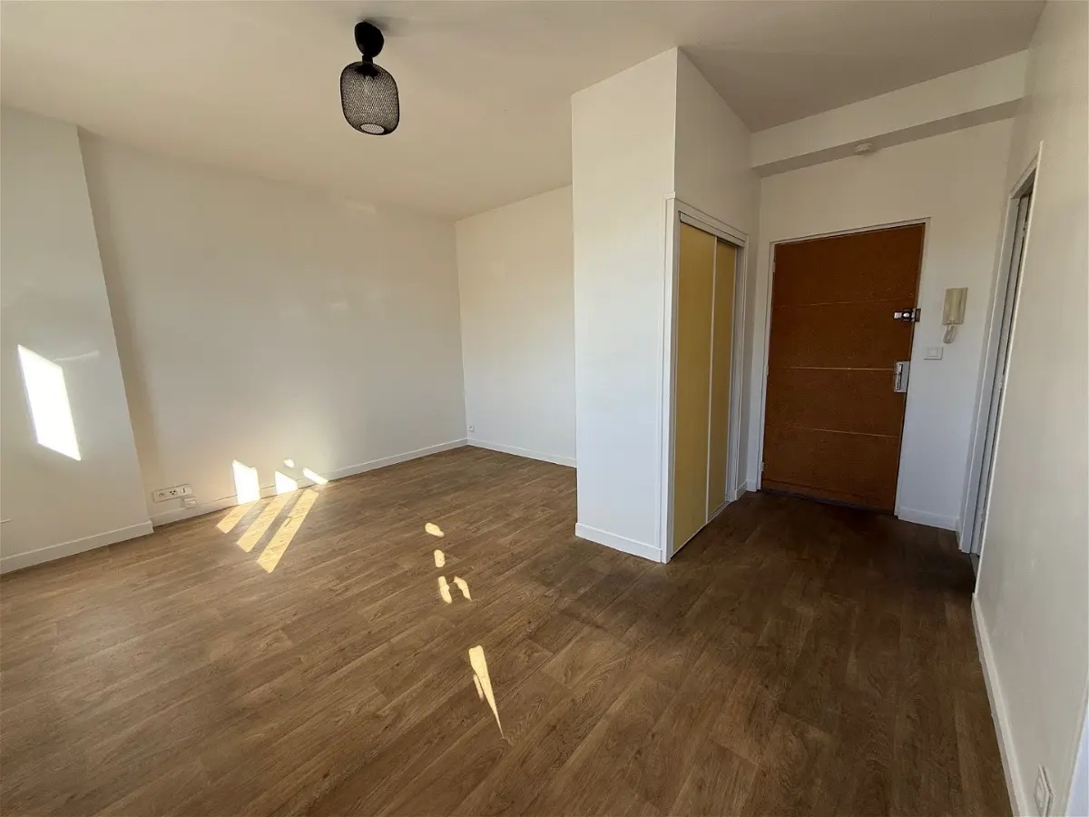 Room Avenue du Général de Gaulle in Tours