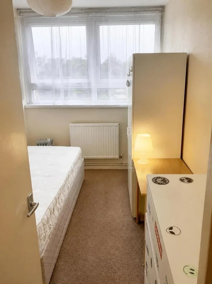 Room Reed Place in Greater London