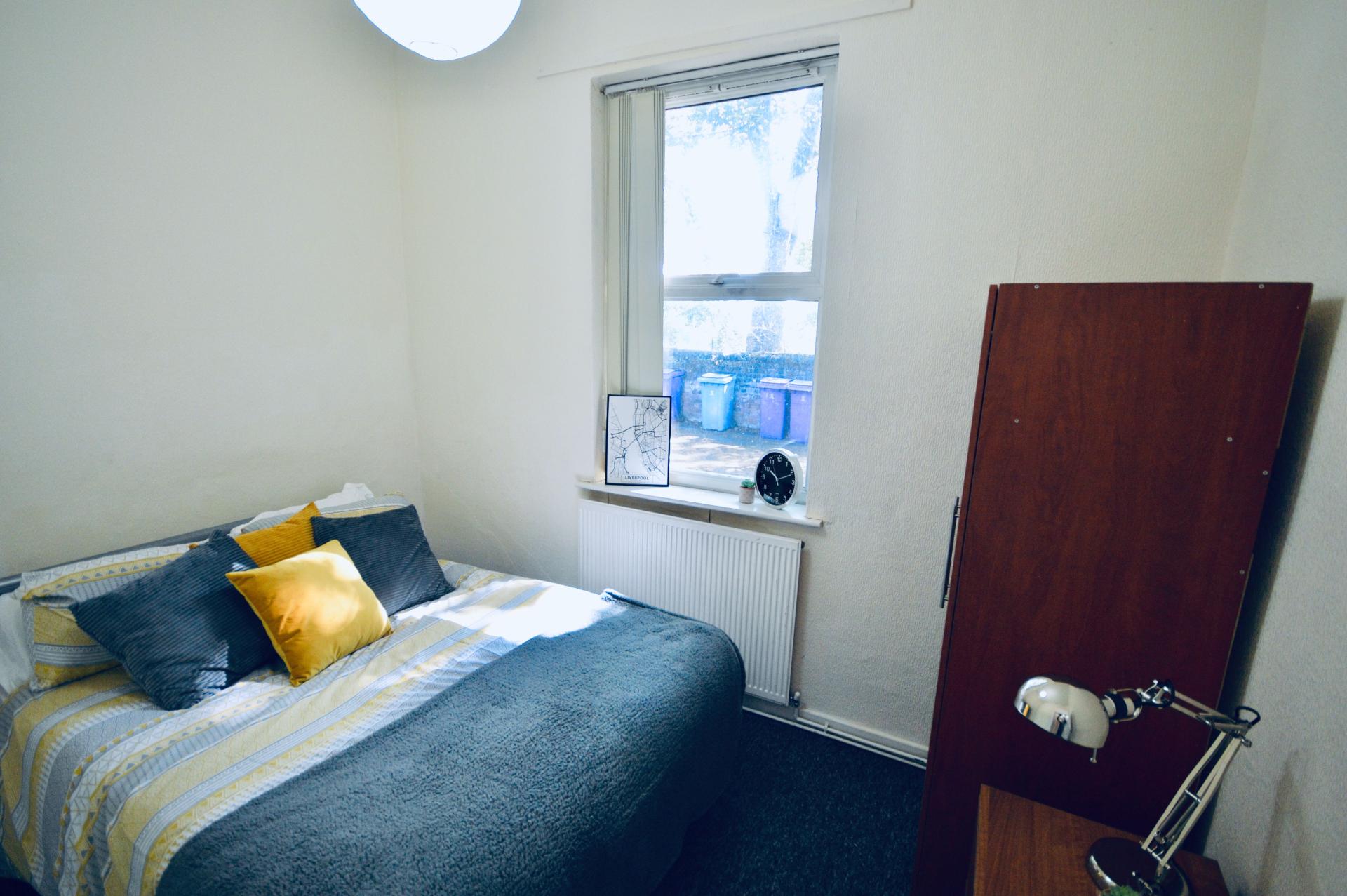 Flat Hartington Road in Liverpool