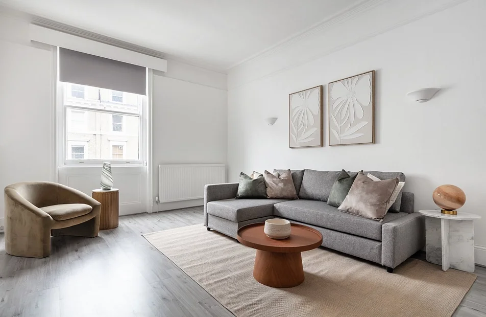 Flat Elvaston Place in Greater London