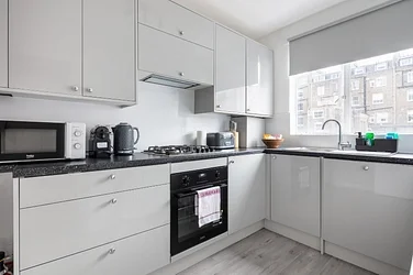 Flat Elvaston Place in Greater London
