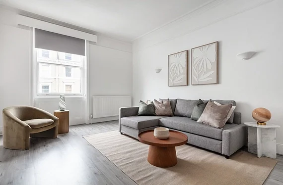 Flat Elvaston Place in Greater London