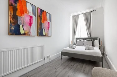Flat Elvaston Place in Greater London
