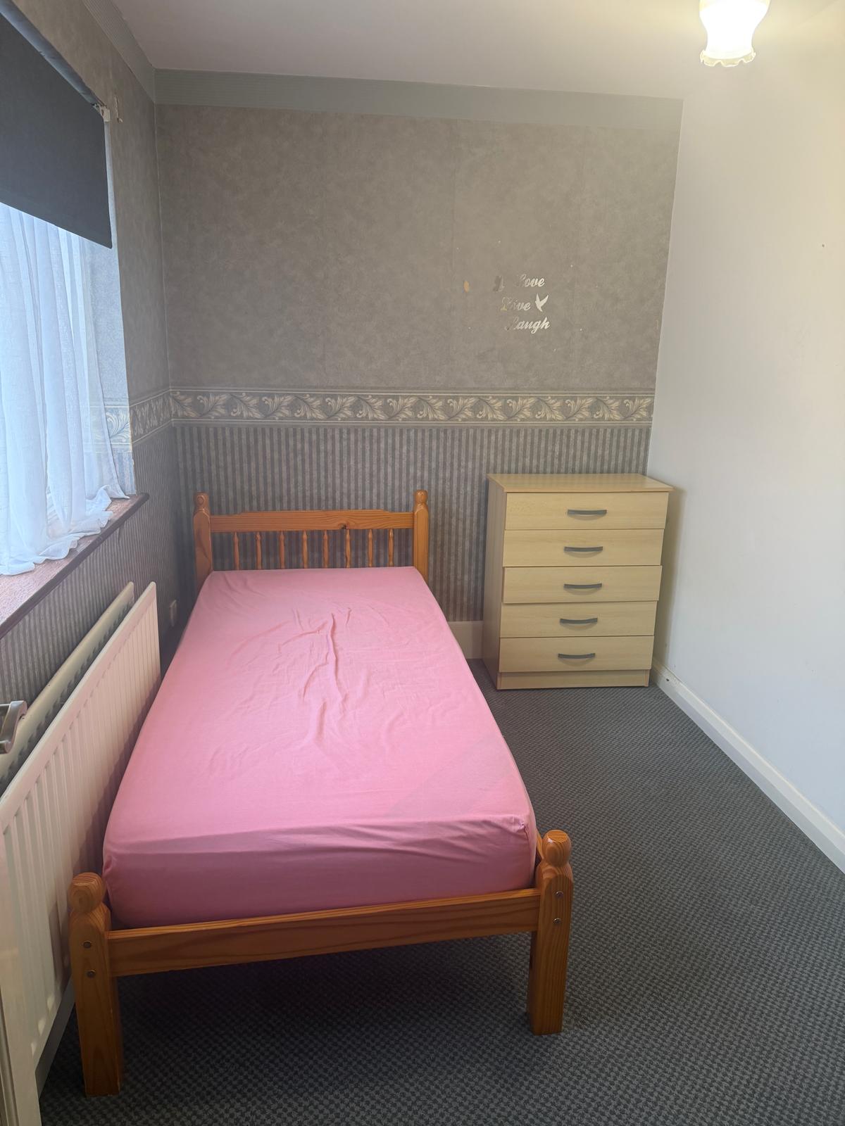 House Picketts Lock Lane in Greater London
