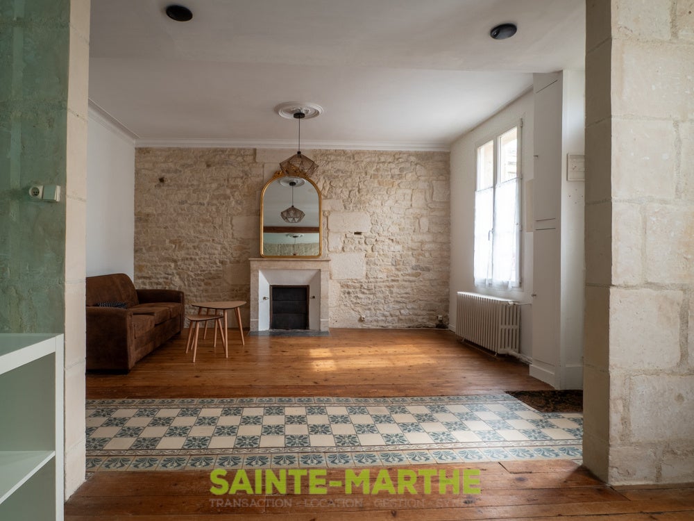 House Avenue de la Rochelle in Niort