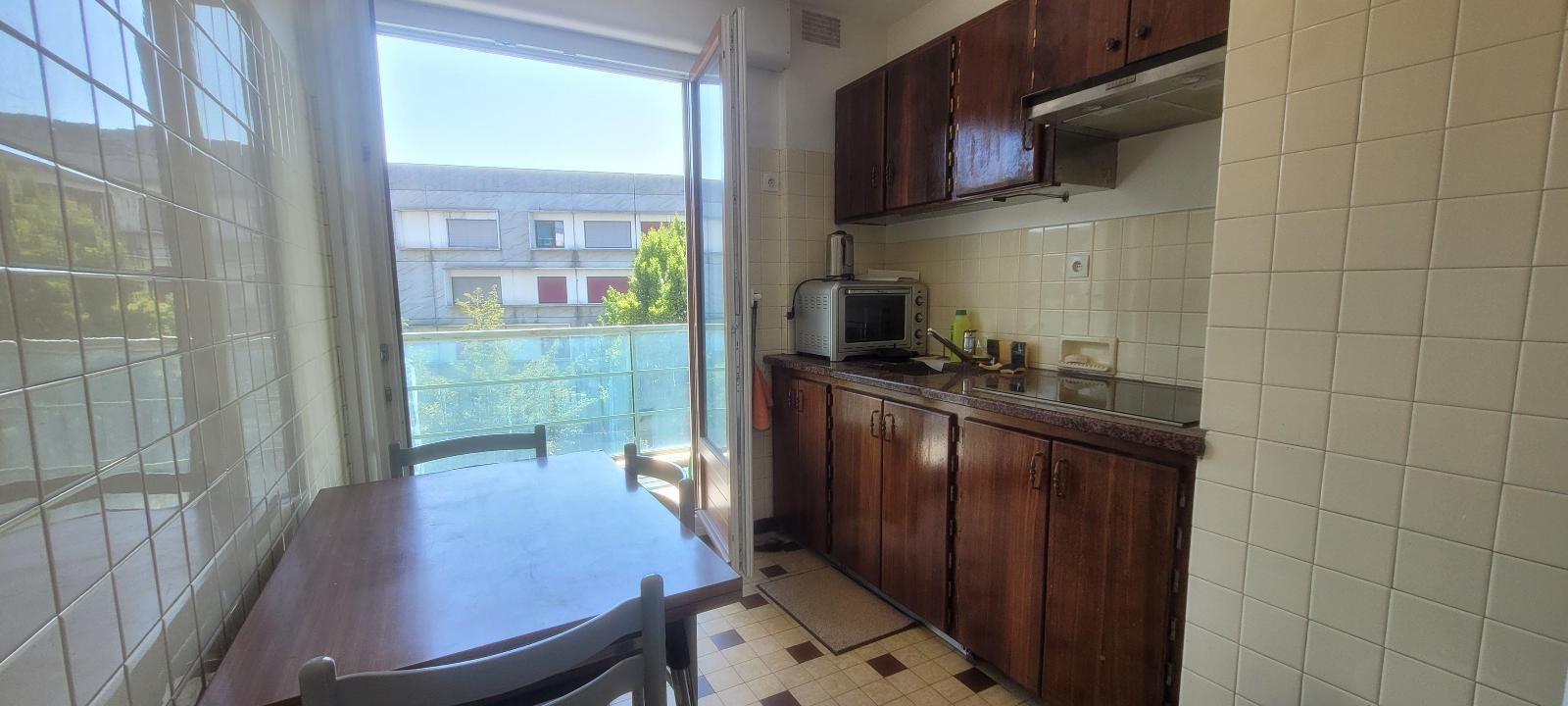 Appartement Rue des Eaux Claires à Grenoble