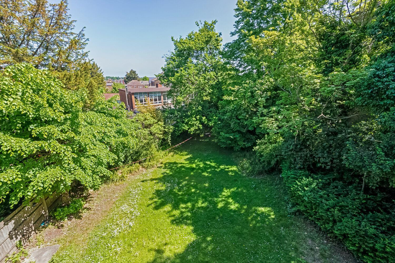 Flat Anerley Road in Greater London