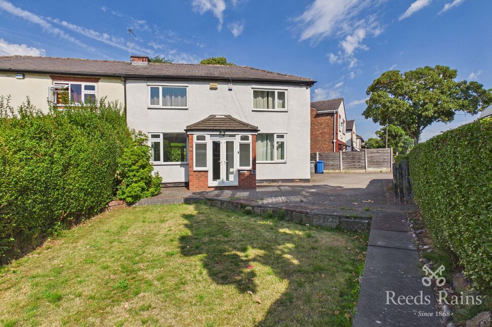 Flat Moss Road in Trafford