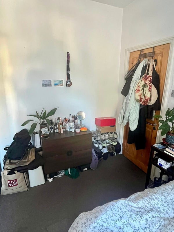 Room Norwood Road in Greater London