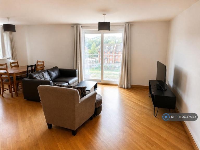 Flat Caelum Drive in Colchester