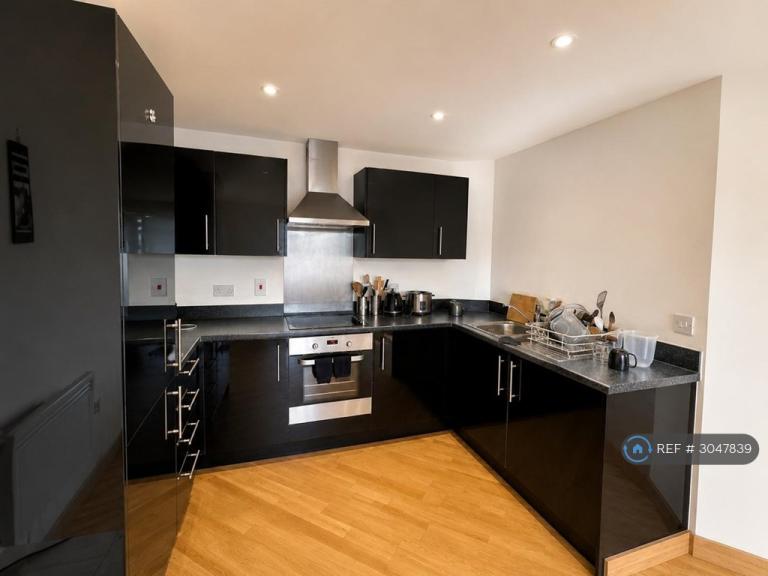Flat Caelum Drive in Colchester