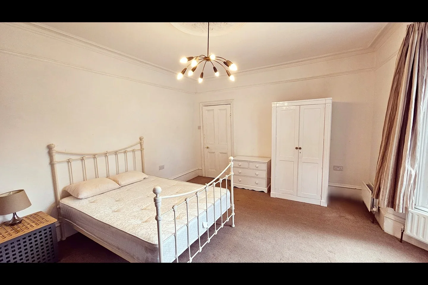 Room Rylett Road in Greater London