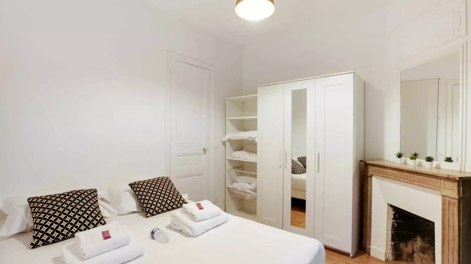 Flat Rue Jean Maridor in Paris