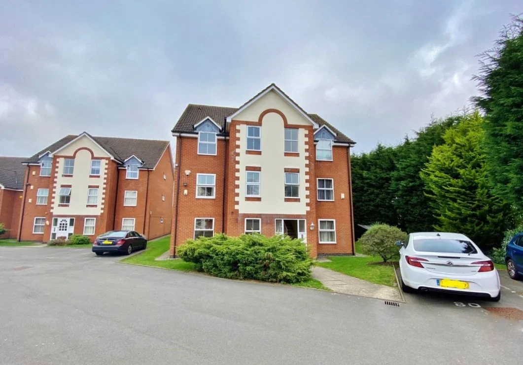 Flat Wilson Green in Coventry