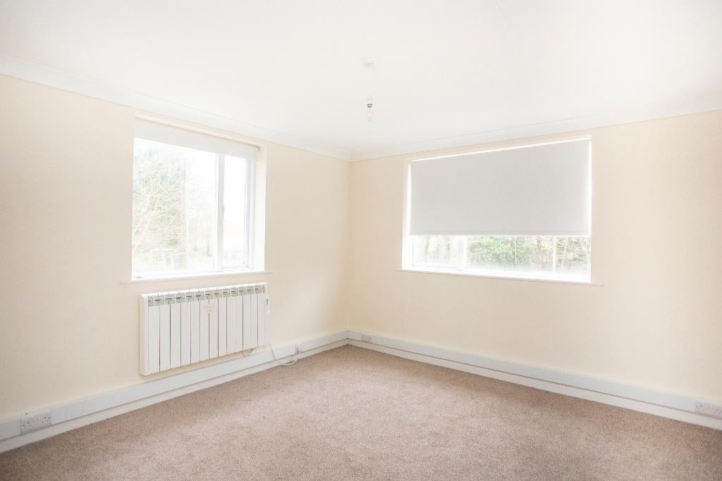 Flat Hailsham Road in Wealden