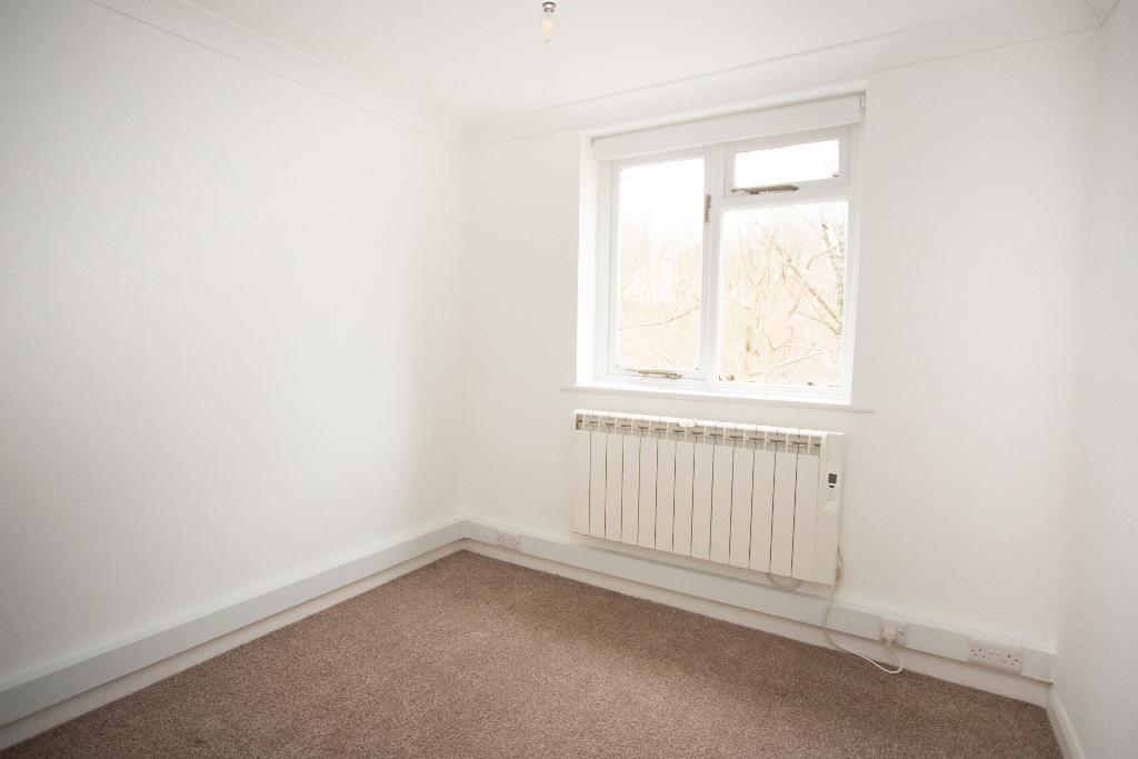 Flat Hailsham Road in Wealden